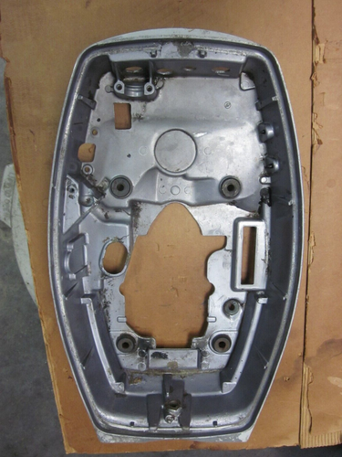 JOHNSON EVINRUDE 20 25 30 HP LOWER MOTOR COVER PAN 433392 STAMPED 335353 2000