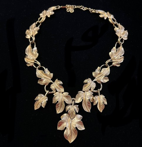 Vintage 70's Trifari Kunio Matsumoto Gold Tone Leaf Leaves Necklace AS IS —-030 - Afbeelding 1 van 6