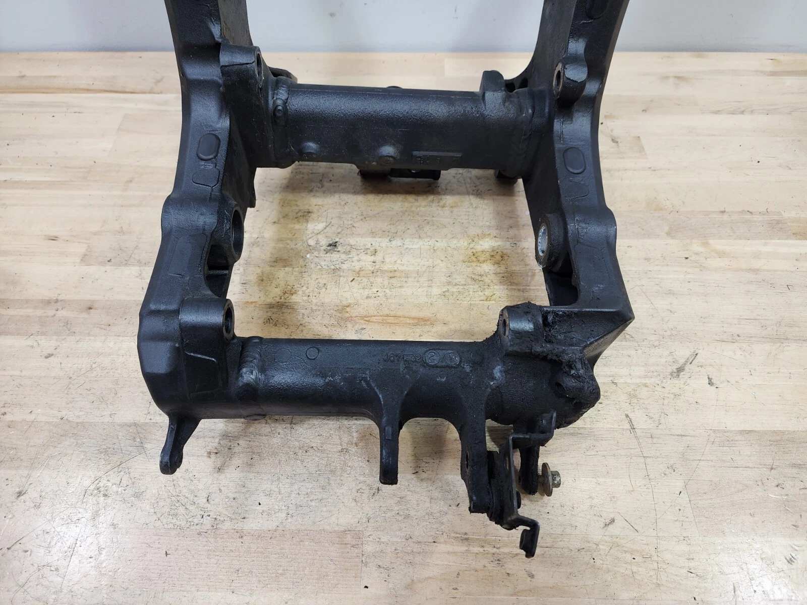 2005-2006 KAWASAKI NINJA ZX6R 636 STRAIGHT FRAME CHASSIS - 32160