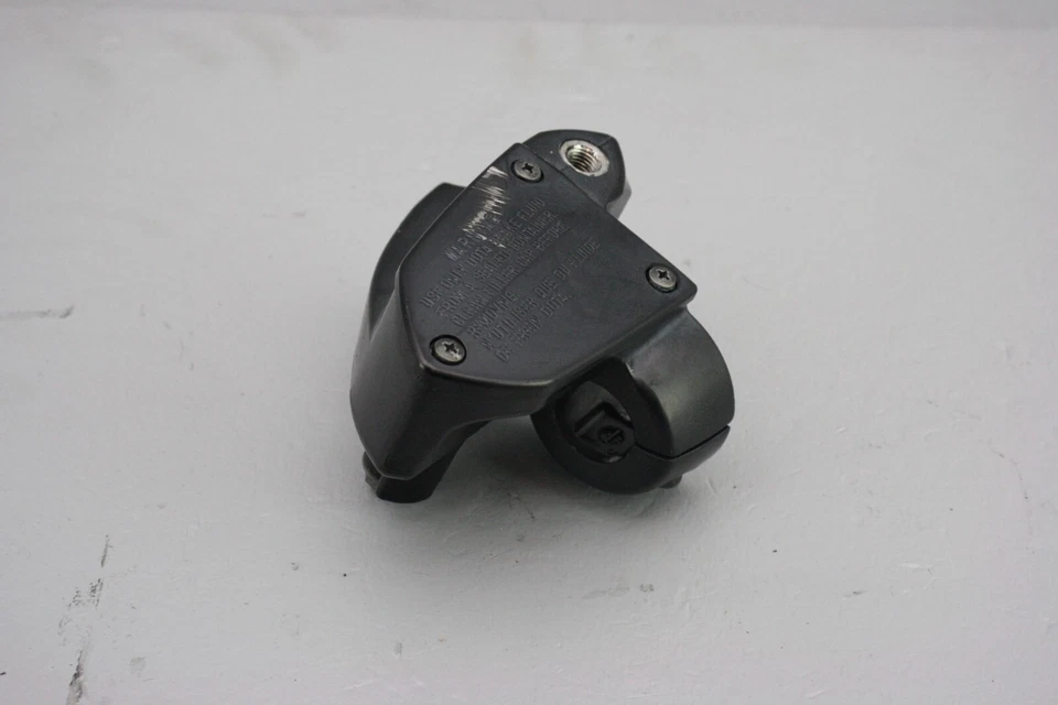 Victory Vegas 2008 cilindro maestro de freno delantero 30.000 millas 1911077-266 Foto 4 de 4