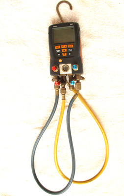 Testo 557 Digital Refrigeration Analyzr Testing Manifold Gauge Meter Set, 2 Hose