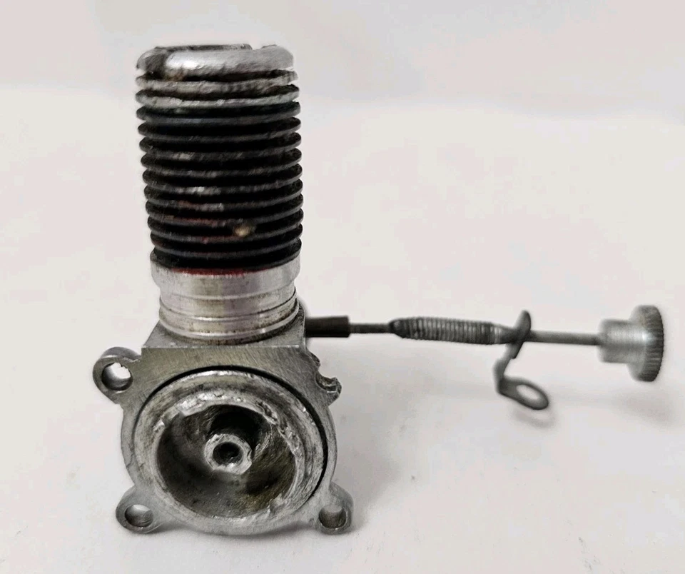 Anderson Baby Spitfire 045 CL / FF Engine - Ref. 26X - Image 4 of 4