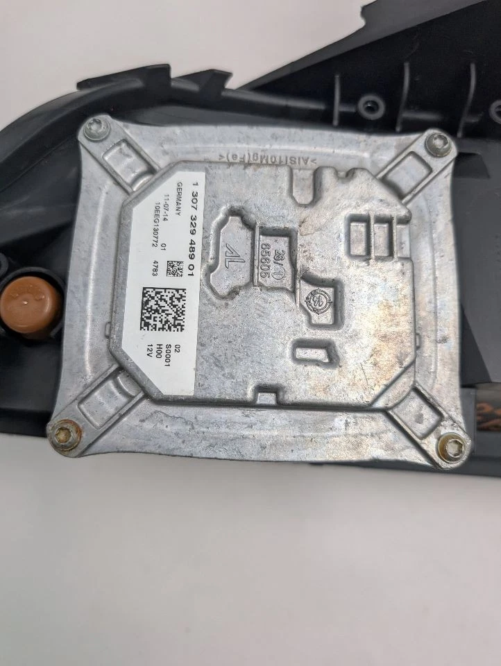 Used Right Headlight Assembly fits: 2015 Jeep Cherokee bi-xenon HID Right Grade - Изображение 4 из 4