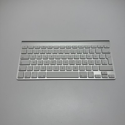 Apple Kabellose Bluetooth Tastatur - Keyboard - Deutsch - QWERTZ A1314 MC184D