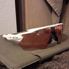 Oakley Radar EV White Plastic Shield Cycling Sunglasses Red Mirrored UV400