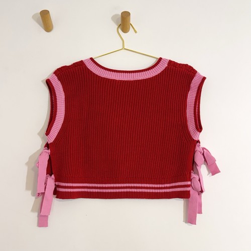 Maglione Day + Moon rosso e rosa maglia cavo boxy cropped gilet cravatta fiocco laterale nuovo con etichette S - Foto 7 di 8