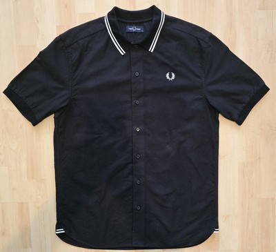 Fred Perry Botton Shirt Size M