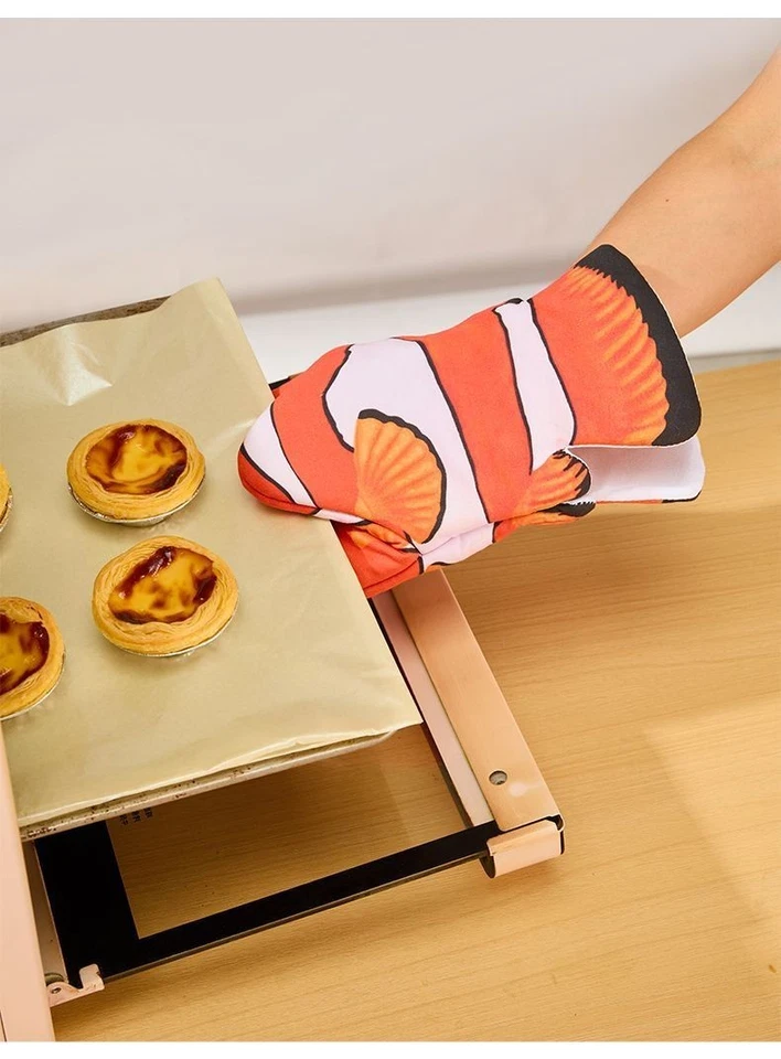 Lindos guantes resistentes al calor Nemo Clownfish horno para hornear resistentes a altas temperaturas Foto 3 de 4