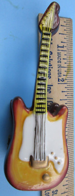 HANDPAINTED MINIATURE CHINA BOX W/ SURPRISE INSIDE -GUITAR - 1990'S NEW