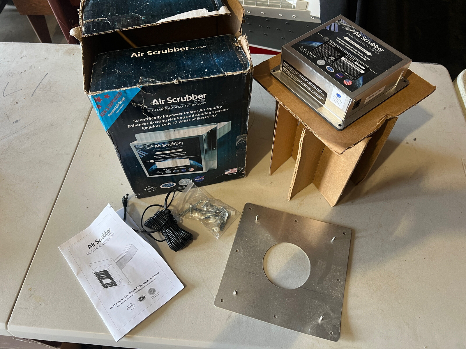 Aerus Air Scrubber Duct Mounted System OZONE FREE Air Purifier A1013U