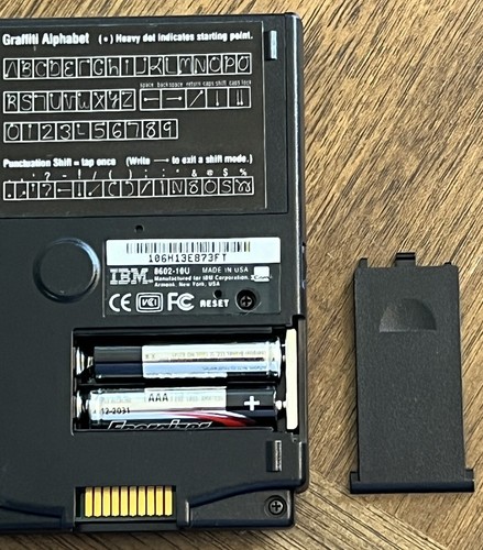 IBM WorkPad Gen 1 8602-10U PDA super rare avec étui - testé et fonctionne ! - Photo 9 sur 16