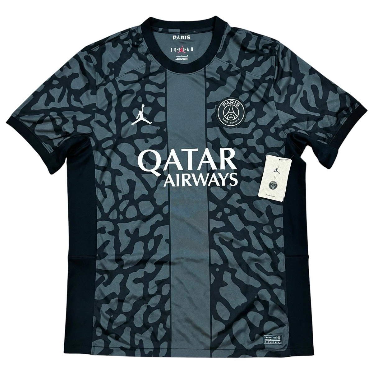 Preços baixos em Paris Saint-Germain Masculino Preto fã de Futebol