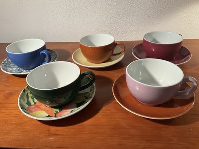 5 Tassen mit Untertassen div. Farben Dibbern 