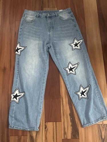 Embroidered graphic jeans