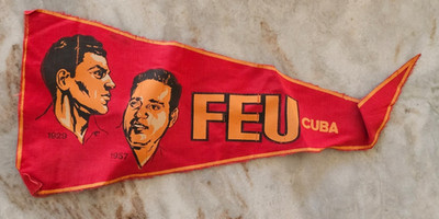 1957 UNSEEN JULIO ANTONIO MELLA + JOSE ANTONIO ECHEVARRIA FEU LEADERS PENNANT
