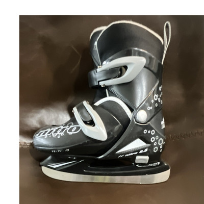 Nitro 8.8 Youth Adjustable Ice Skates JM1-JM3 Black/Gray Ratchet Buckle