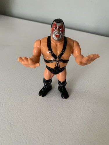 Vintage 1990 Hasbro WWF Demolition Ax 5 Figure Ser...