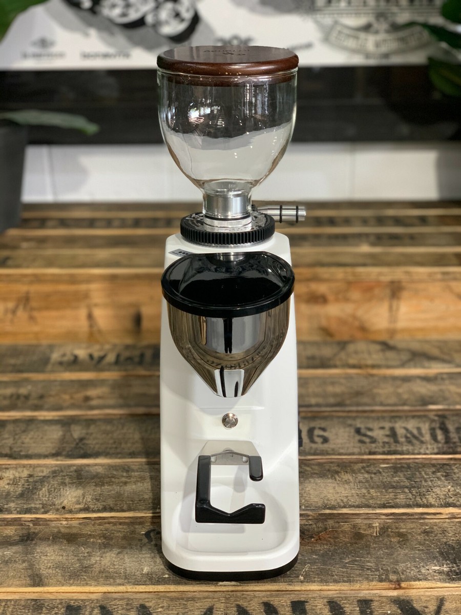BELLEZZA PICCOLA 60 TITANIO BRAND NEW WHITE ESPRESSO COFFEE