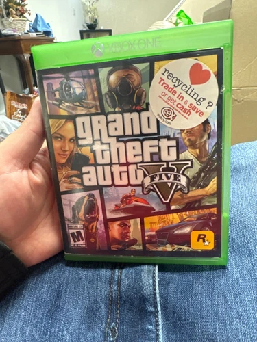 Grand Theft Auto V (Xbox One, 2014)