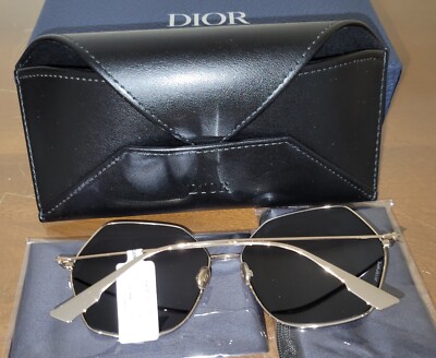 Christian Dior Women display picture 1