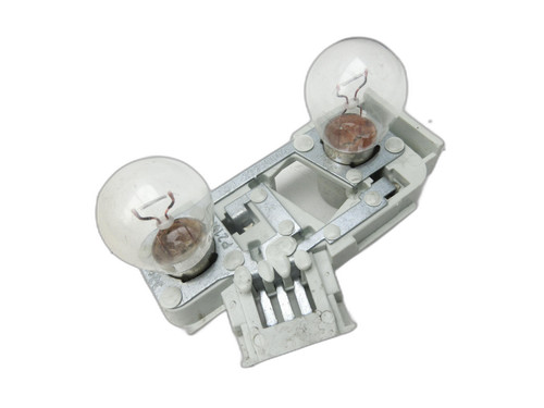 Lampenträger für Rückleuchte re hi Mercedes W245 B200 05-08 2,0 100KW 121tkm