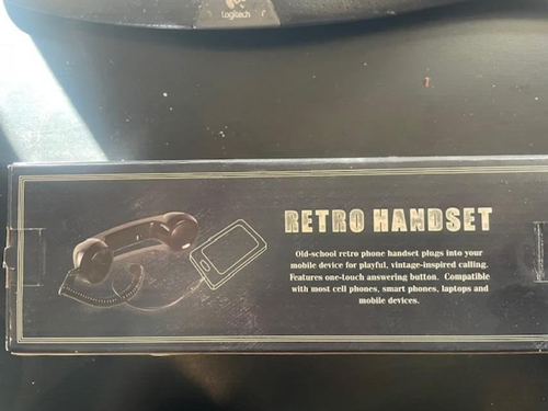 NEW in BOX Grand Star Retro Headset Plugs Into Your Mobile Device's - 第 3/7 張圖片