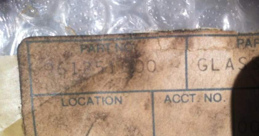 84-86 Ferrari Mondial Cabriolet original rear left Side Window Glass 61251000