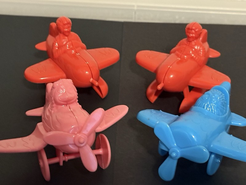 McDonald's 1986  Happy meal Airport Planes Set Of 4