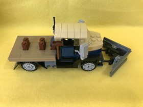 Lego Creator Expert 2012 Winter Village Cottage #10229 Displayed, Please Read