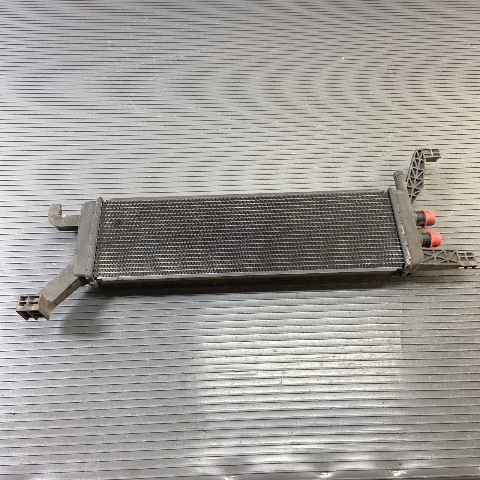 2013-2024 Maserati Ghibli M157 3.0L Engine Secondary Water Coooling Radiator OEM
