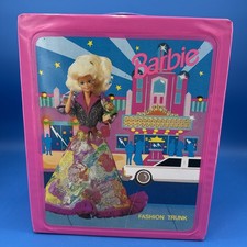 Vintage 1989 Barbie Vinyl Fashion Trunk Made in USA, Pink Case