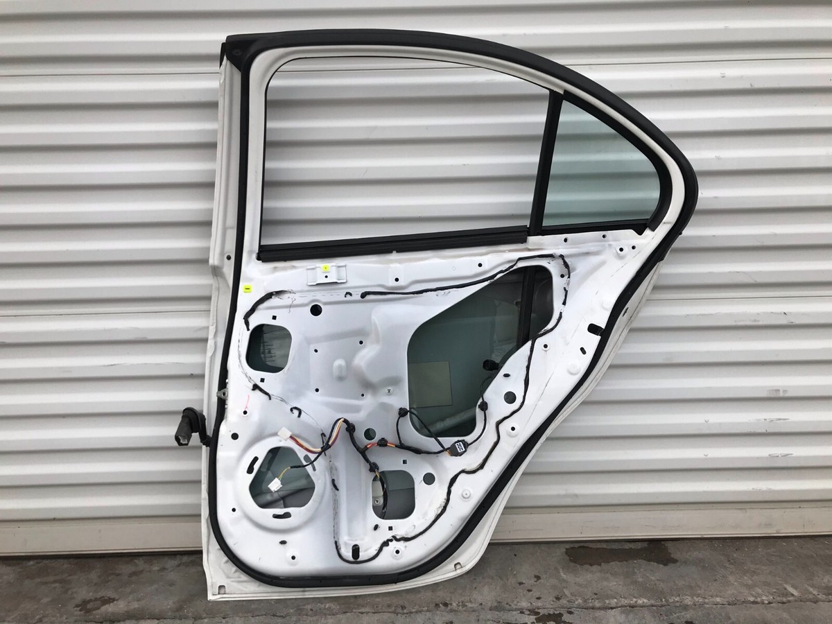 08-15 MITSUBISHI LANCER EVOLUTION EVO X REAR RIGHT DOOR SHELL