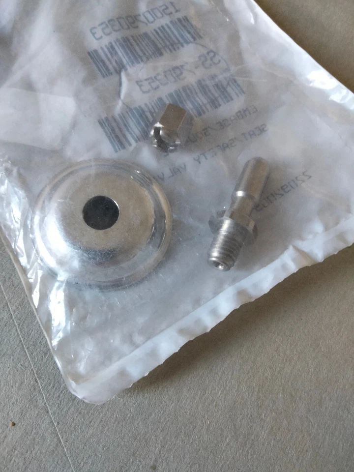 SS-790353 Embase de soupape Cocotte SEB SENSOR 8 L INOX 321600