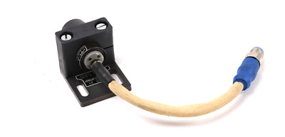 Senstronic A120212L 181011KTK Sensor 10...55V Sensor Näherungssensor SDPL18/PL