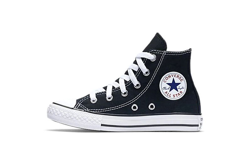 youth chuck taylors