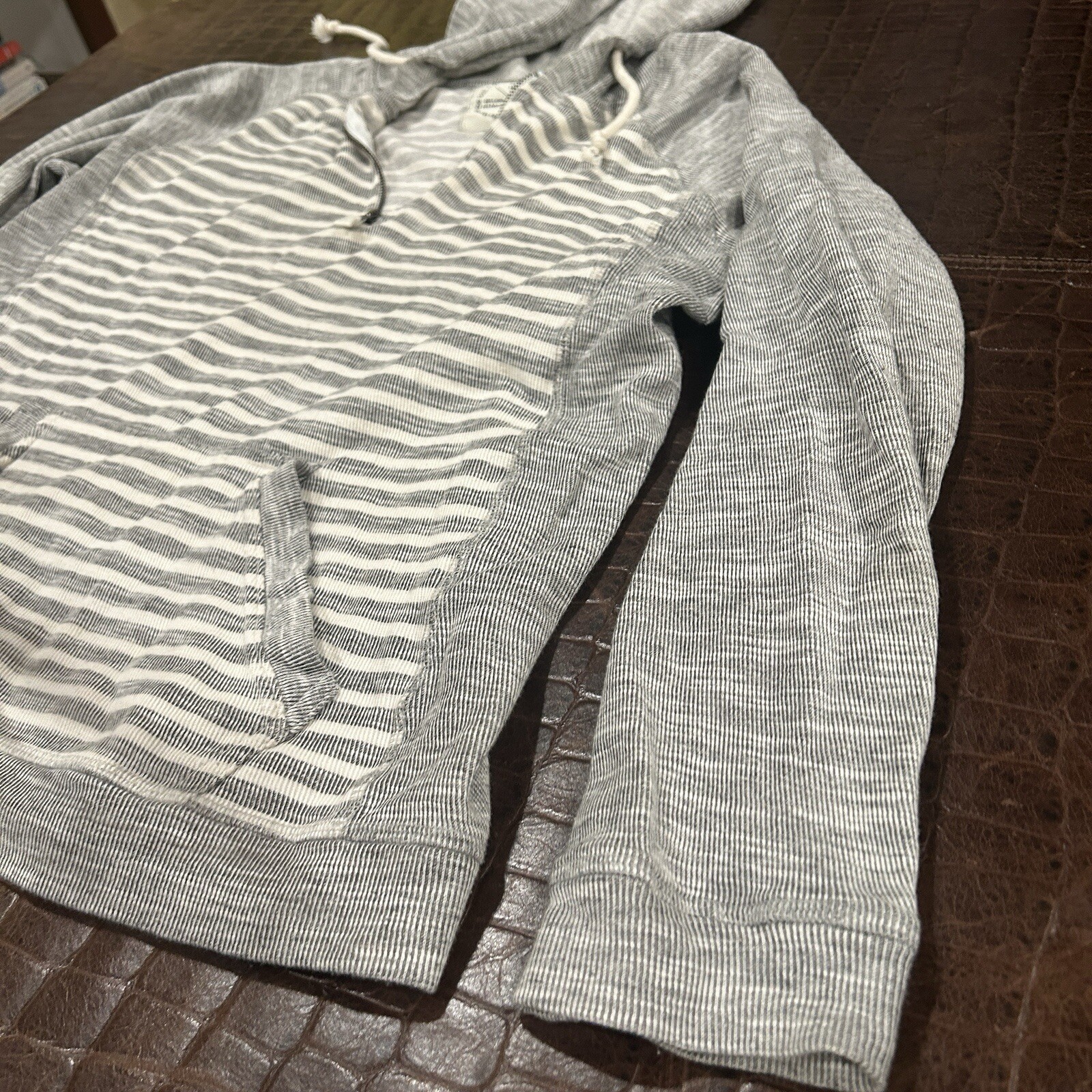 Native Code Hoodie Sweatshirt Large White Gray St… - image 4