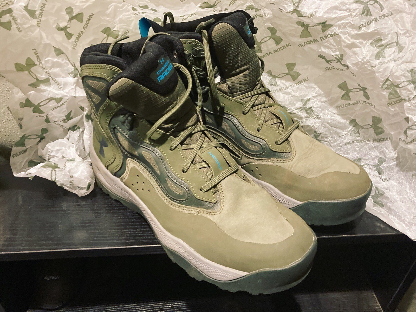 Under Armour Men’s Charged Raider Mid Waterproof Hiking Boots NEW size 11 eBay