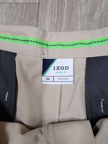 IZOD Men's Golf Swingflex Short Cassic Fit Flat Front 44 Khaki 10" Inseem - Picture 7 of 7