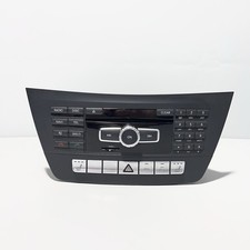 Mercedes W204 S204 Navi Radio Head Unit A2049007111 Mercedes W204 S204 Navi Radio Head Unit A2049007111