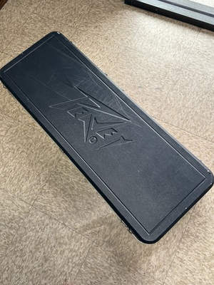 #ad 1980#x27;s Peavey Hardshell Guitar Case $110.00