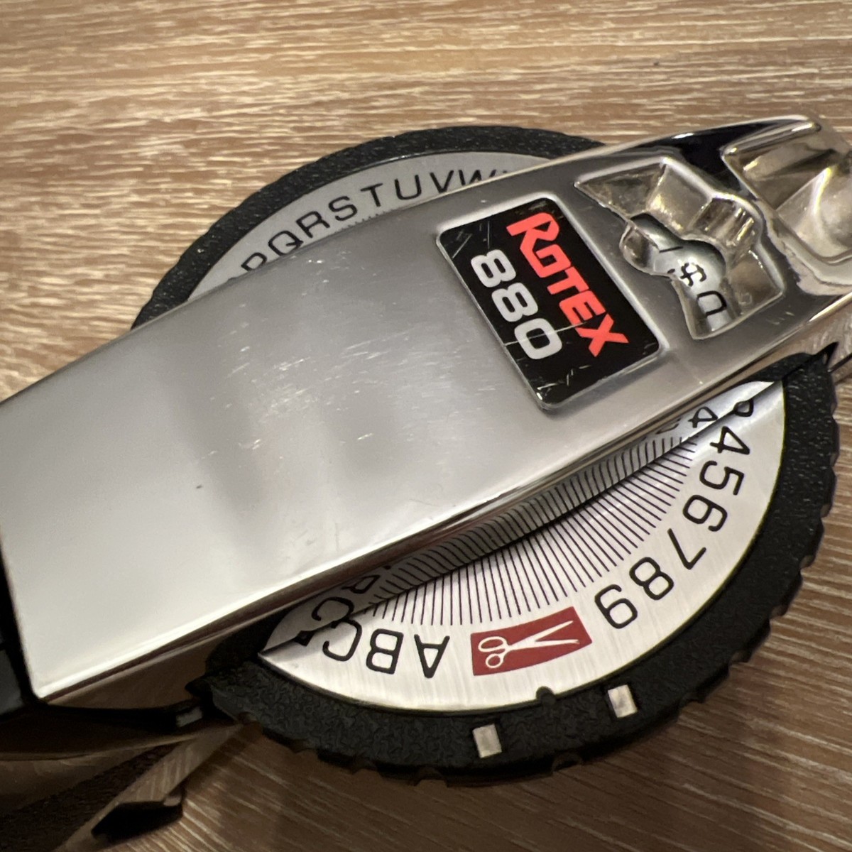 ビンテージRotex 880ラベルメーカー 動作確認済み、テープ付属 Rotex (Avery) 880 Professional Vintage Label Maker Black/Chrome, 3