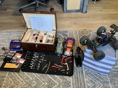 Traxxas 1:16 E-Revo w/ LiPos, Bodies, ETC(READ DESCRIPTION)SEND BEST OFFER