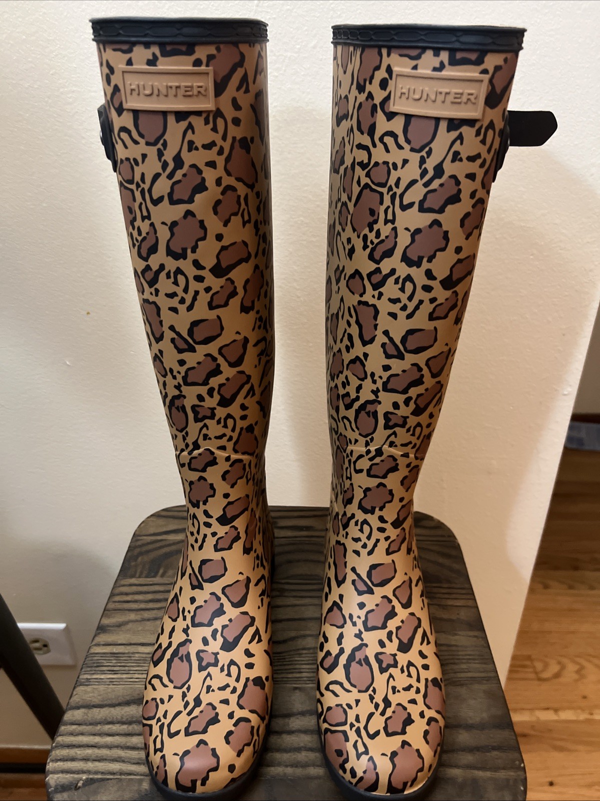 Hunter Cheetah Print Rain Boots Size US 5 Waterproof Women's-image