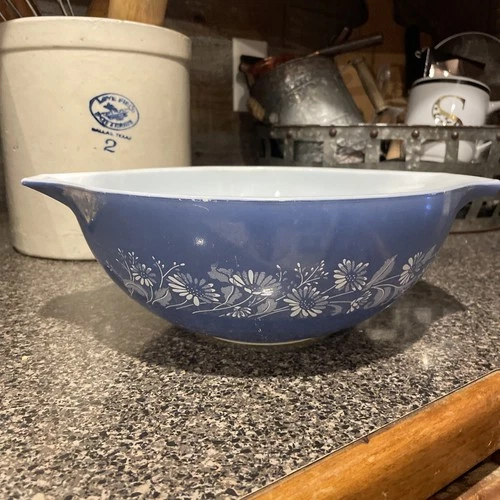 Vintage Pyrex 444 Cinderella Mixing Bowl Colonial Mist Blue Glass
