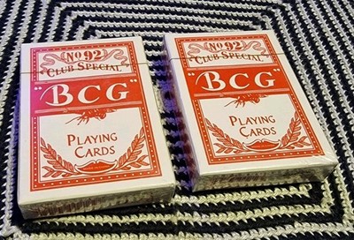 2 Kartendecks Poker Rücken Rot BCG Club Special No 92 