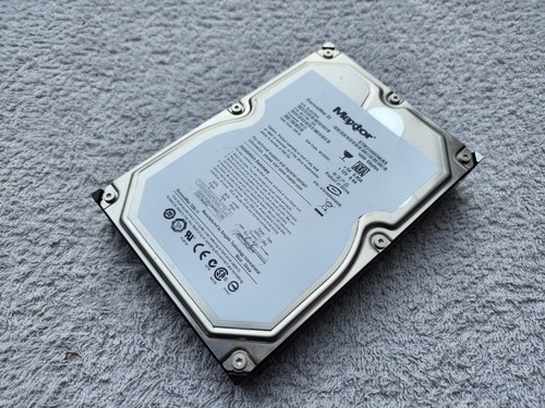 Maxtor DiamondMax 22 1TB 1000GB SATA 3.5" Desktop Hard Drive HDD STM31000340AS - Picture 4 of 4