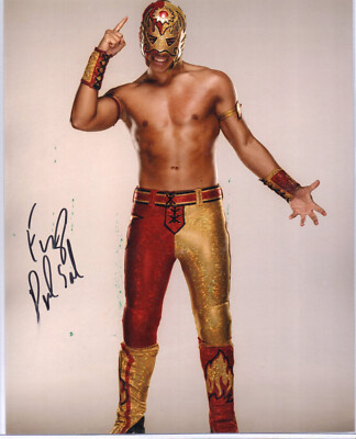 FUEGO DEL SOL WWE AUTOGRAPH 8X10 PHOTO HAND SIGNED SUPER RARE! WWE SUPERSTAR