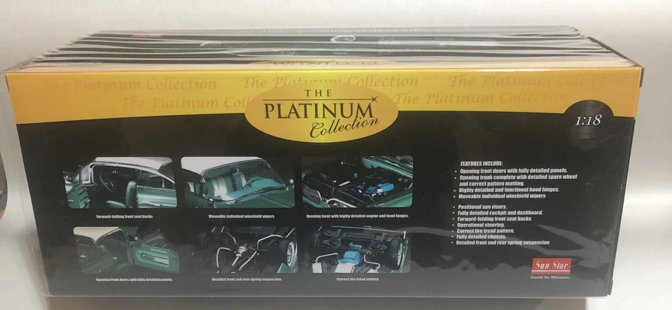 1959 Pontiac Bonneville Jademist Green  1:18 SunStar 5176 - Image 2 of 4