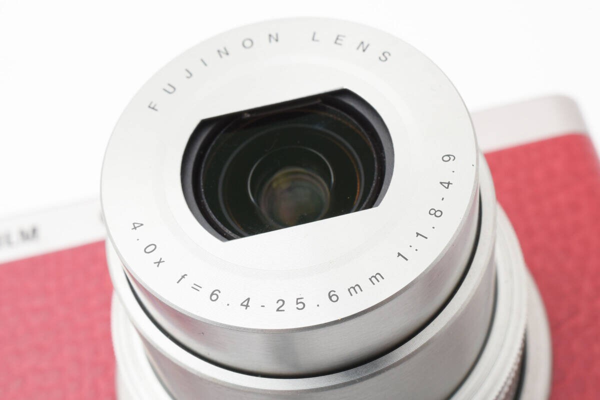 Tested ] FUJIFILM XF1 Red Compact Digital Camera 12.0MP 4x