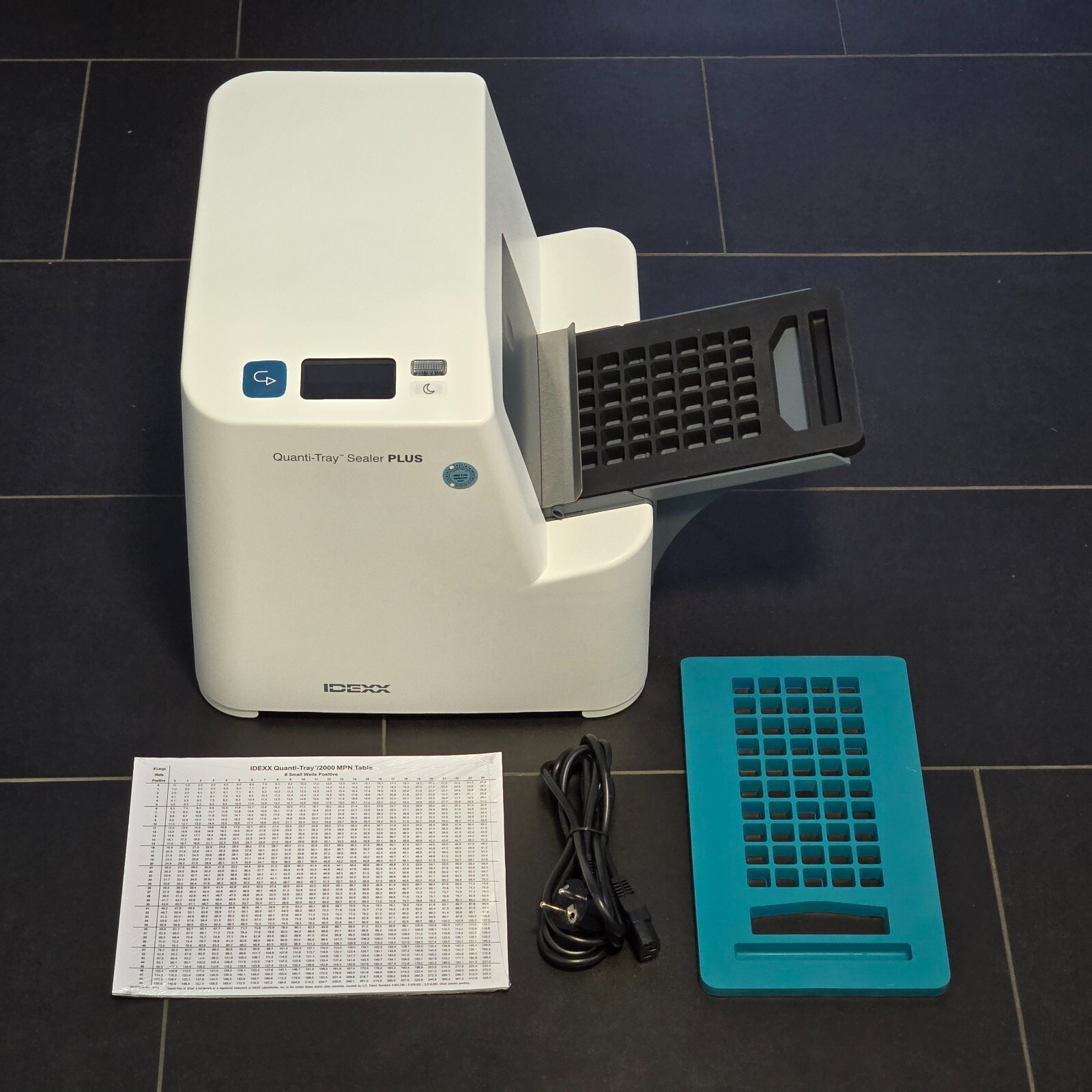 IDEXX QuantiTray Sealer PLUS Automated Bacterial Enumeration w/ Tray